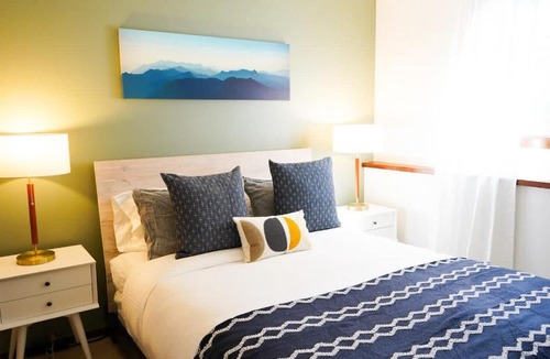 Glacier House | Summit Suite