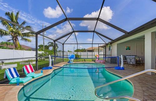 Pelican House | Sun, Fun & Relaxation Await with Heated Pool, Lanai & Spacious Comfort - K La Vie - Roelens