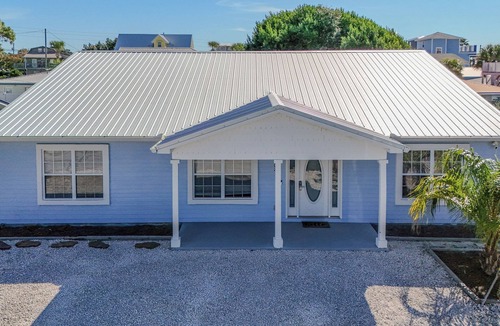 Hollywood Beach House | Sun, Sand & Summer Fun Awaits - Private Pool, 2 blocks from beach!