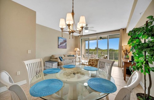 Ruskin House | Sunrise Waterfront 2BR Townhome - Pool & Private Terraces