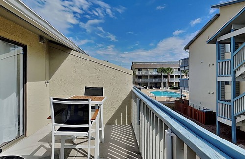 Holiday Beach Condo | Sunswept Condominium #210 | Gulf View + Resort Amenities