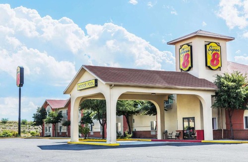 Willcox Hotel | Super 8 by Wyndham Willcox