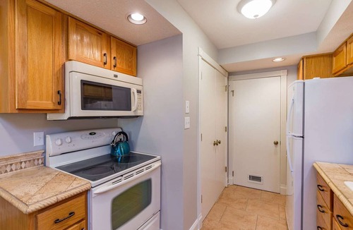 Madeira Beach Condo | Superb Location on the Beaches of Madeira. Great Corner Unit Views. Beachfront Pool on the Sand!