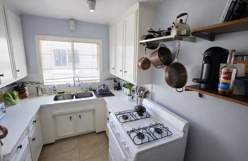 Tri-West Apartment | Superbly located - WeHo bars, sunset strip, restaurants and more!