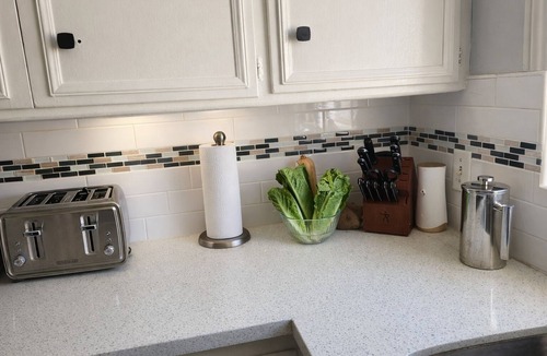 Tri-West Apartment | Superbly located - WeHo bars, sunset strip, restaurants and more!