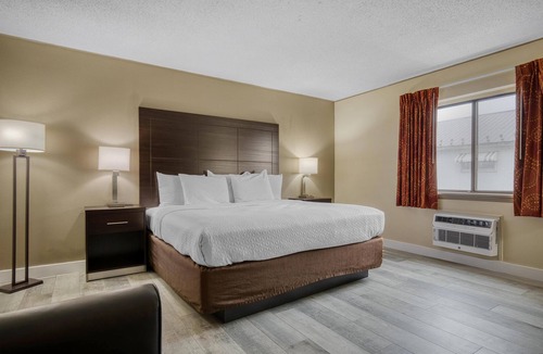 Massena Hotel | SureStay by Best Western Massena
