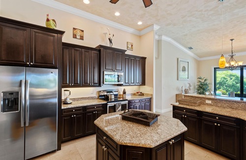 Pelican Villa | SW Cape Coral Waterfront Villa "Summerset" | Pool + Jacuzzi | south-facing |