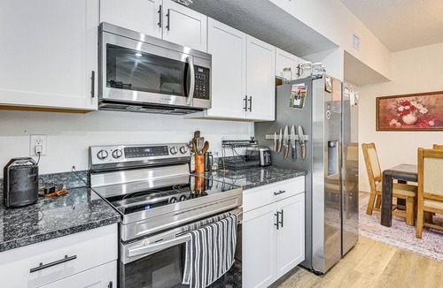 Lutz House | Tampa North Aero Park Townhome: Near Downtown!