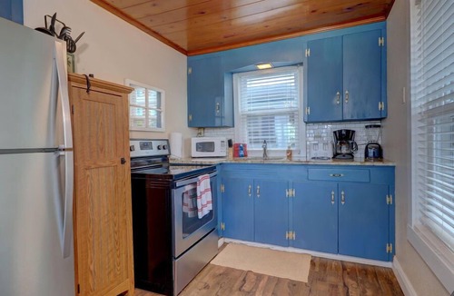 Independence Square Cottage | The Arbors Seaside Cottages—Beachfront Compound w/Pool, Pavilion & Walkable Dining
