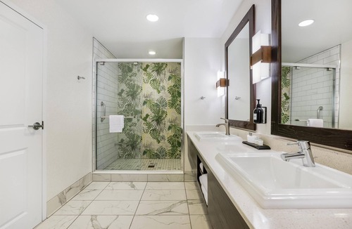 Downtown Historic District Hotel | The Banyan Hotel Fort Myers, Tapestry Collection by Hilton