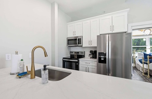 Covington Condo | The Bavarian Inn 4 Chic Stay