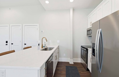 Covington Condo | The Bavarian Inn 4 Chic Stay