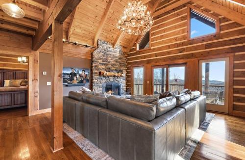 Seven Devils House | The Bearbnb High Country