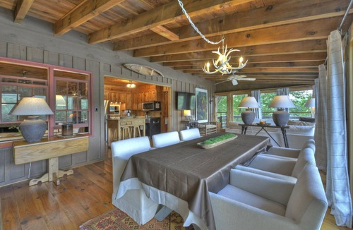 Blue Ridge Cabin | The Blue Canoe | Cozy Lakefront Getaway in Blue Ridge | Rustic and Elegant