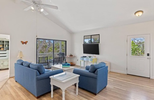 Wulfert House | The Bungalow - Captiva Beach Cottage on Turner Beach