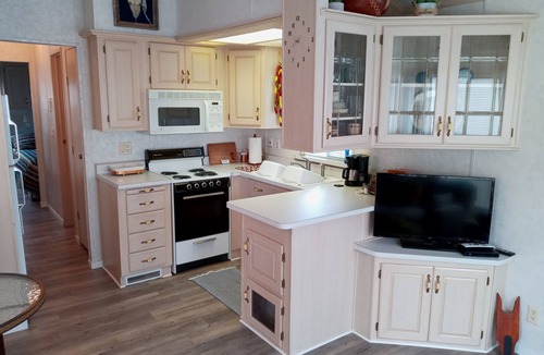 Picture Rocks Cottage | The Bunkhouse is a private guest house adjacent to Saguaro National Monument.