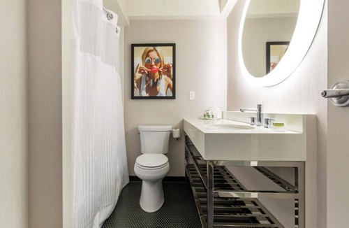 Streeterville Hotel | The Chicago Hotel Collection Magnificent Mile, 3 Standard King Rooms