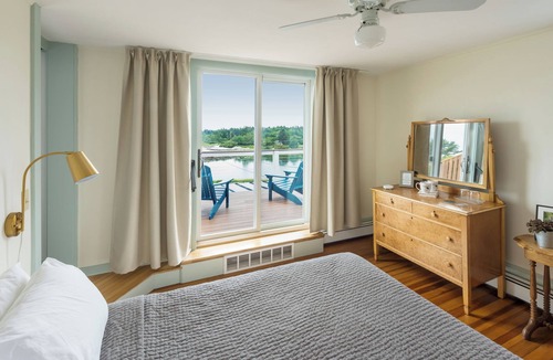 Tenants Harbor Hotel | The Craignair Inn & Restaurant