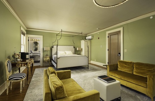 Buffalo Hotel | The Edward Hotel
