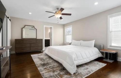 Harters Heights House | The Experience at ND4BR, 4BA 1 mi to ND Stadium