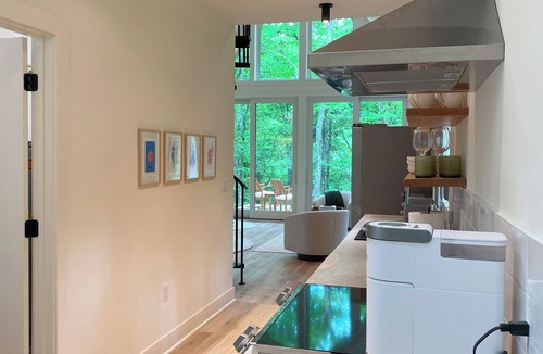Ridgeway Cabin | The Foxtrot Mokki - Creekside cottage 2hrs from DC