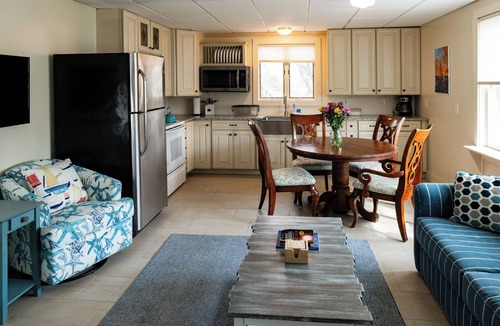 Charlestown Hotel | The General Stanton Inn