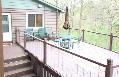 Smithville House | The Get Away - Sleeps 11