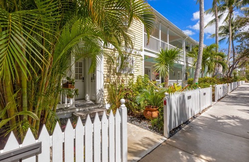 Truman Annex Condo | THE GOOD LIFE ~ Charming 2nd Floor 1 Bedroom, 1 Bath Truman Annex Condo!