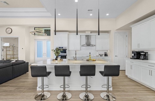 Yacht Club Villa | THE GREAT LAKE - Luxury Waterfront, Pool, Spa, Boating Gulf Access , Sleeps 10