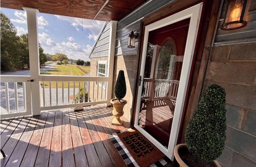 Benson House | The Hayloft at Barefoot Farms