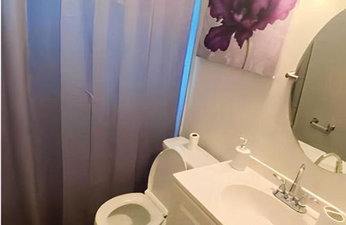 Riverside Park Bed & Breakfast | The Hideaway