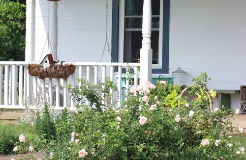 Madison House | The Honeysuckle Cottage in beautiful Madison VA