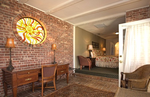 Marfa Hotel | The Hotel Paisano