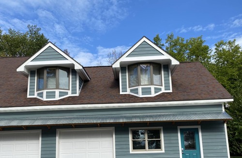 Elk Rapids Apartment | 🧊 The Ice Barn Studio with Stunning Waterfront Views ➠ 407!