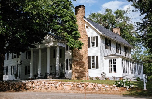 Warrenton House | The Inn at Black Horse Manor - located in the midst of Horse Country Virginia