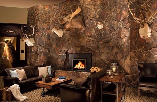 Anchorage Hotel | The Lakefront Anchorage