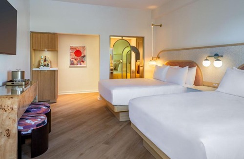 St. Pete Beach Hotel | The Luce, St. Pete Beach, a Tribute Portfolio Hotel