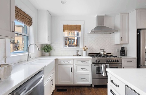 South Nashville House | The Magnolia House - Walk to WeHo + Mins to DT!