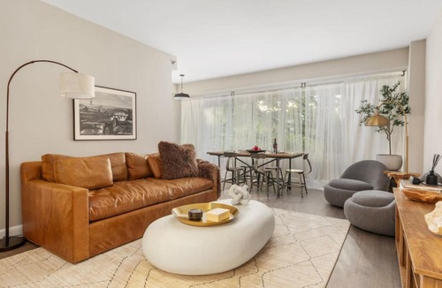 Radnor - Fort Myer Heights Apartment | The Morgan - 2BR King Suite with Free Parking, Gym & Lounge