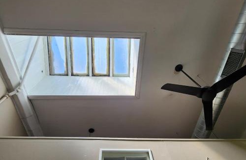 Old City House | The Nama Retreat 201 - Renovated Downtown Loft near Gay St | Walk Everywhere