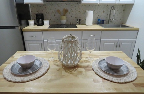 Westchase Apartment | The Pelican Cove - Guest House