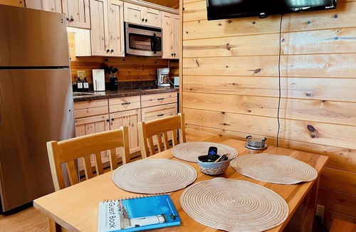 Hammond RV Rental | The Perch- Cliffside cabin overlooking Black Lake