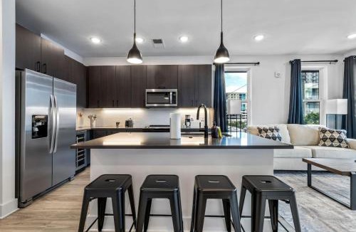 Channel District Apartment | The Perfect 2BD in Channelside District!