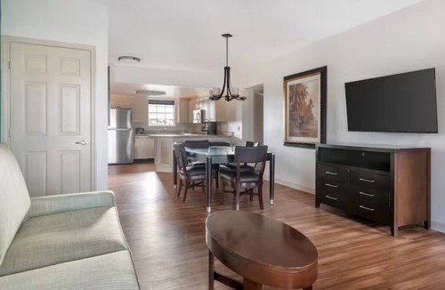 West Kissimmee Hotel | The Perfect Home Base for Your Next Adventure! Unit with Kitchen, Outdoor Pool!