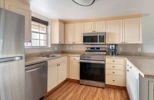 West Kissimmee Hotel | The Perfect Home Base for Your Next Adventure! Unit with Kitchen, Outdoor Pool!