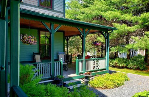 Bar Harbor Hotel | The Primrose