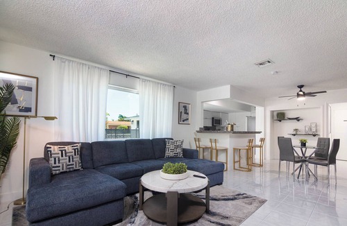 Coral Ridge Isles House | The Quads · Private Compound · Pool · Beach · FIFA 2026 · Hard Rock · Sleeps 16+