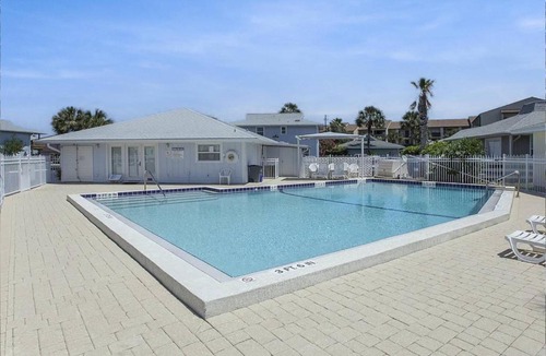 Surfcrest Village House | The Sand Castle