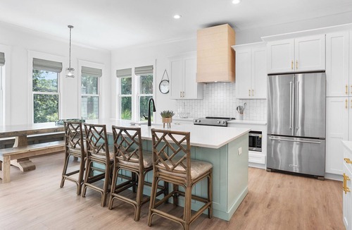 Saint Helena Island House | The Second Star- 1 Block to Sand and Ocean!