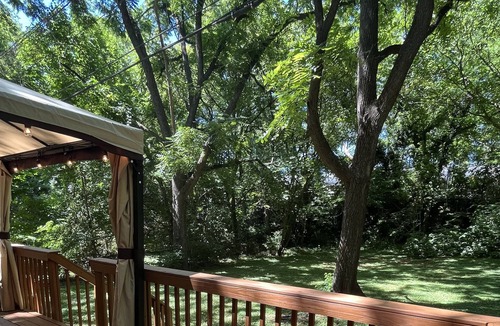 Biddleville House | The Uptown Cottage! 5 min to uptown! INCLUDED BREAKFAST